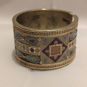 Stunning vintage hinged wide cuff bracelet
